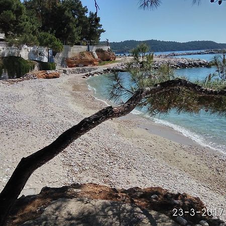 Family House By The Beach Potos Exterior photo